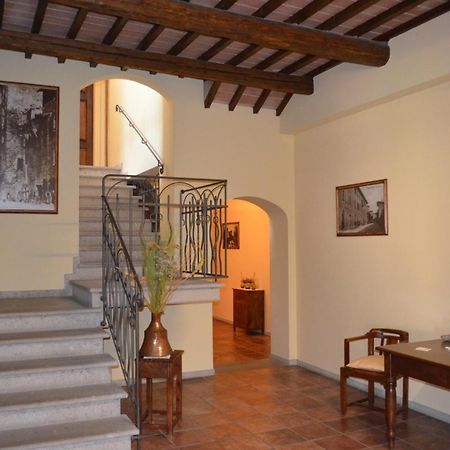 Palazzo Alle Mura Staggia Exterior photo