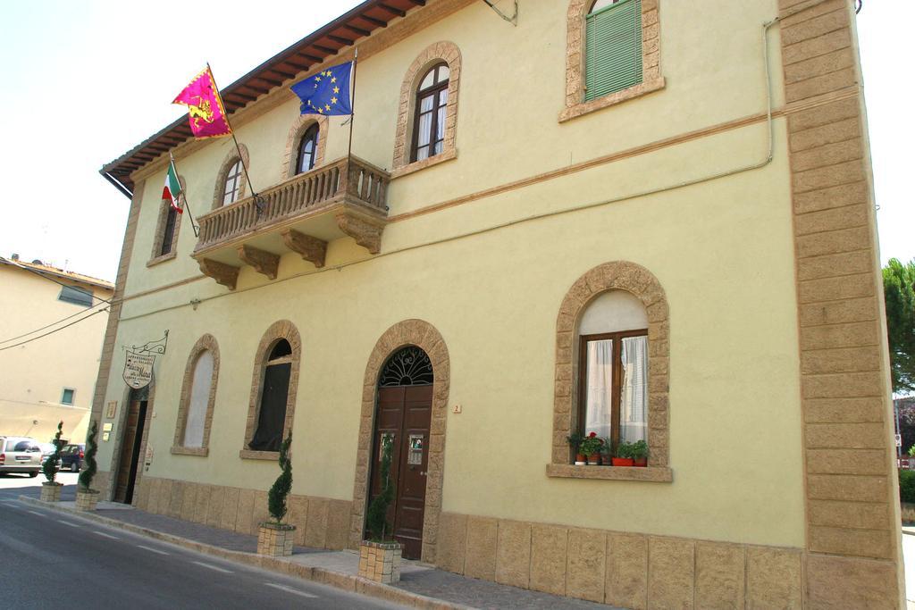 Palazzo Alle Mura Staggia Exterior photo